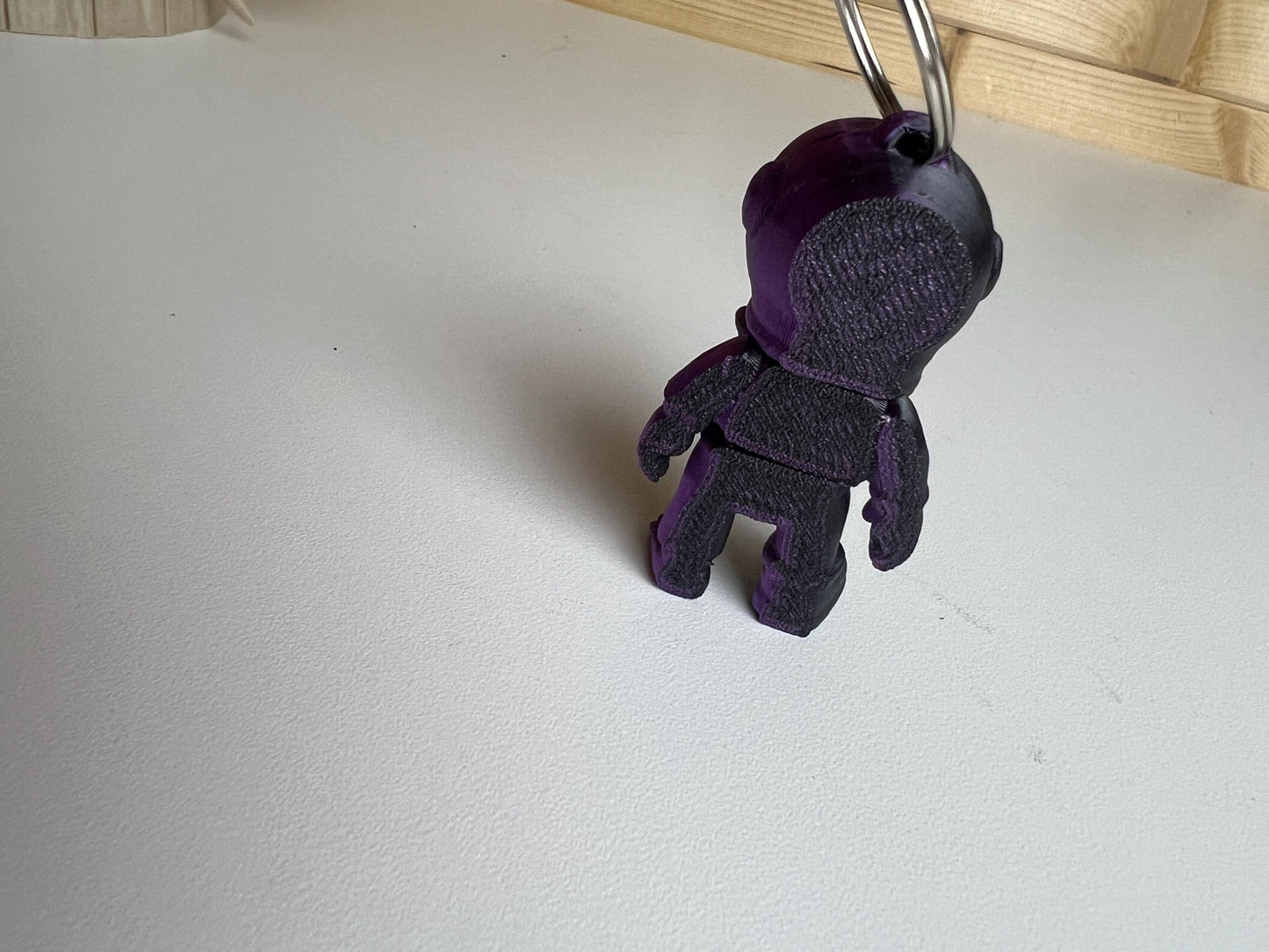 Fidget Toy Spaceman, Cute Articulated Moving Zombie, Plastic Light Space Keyring