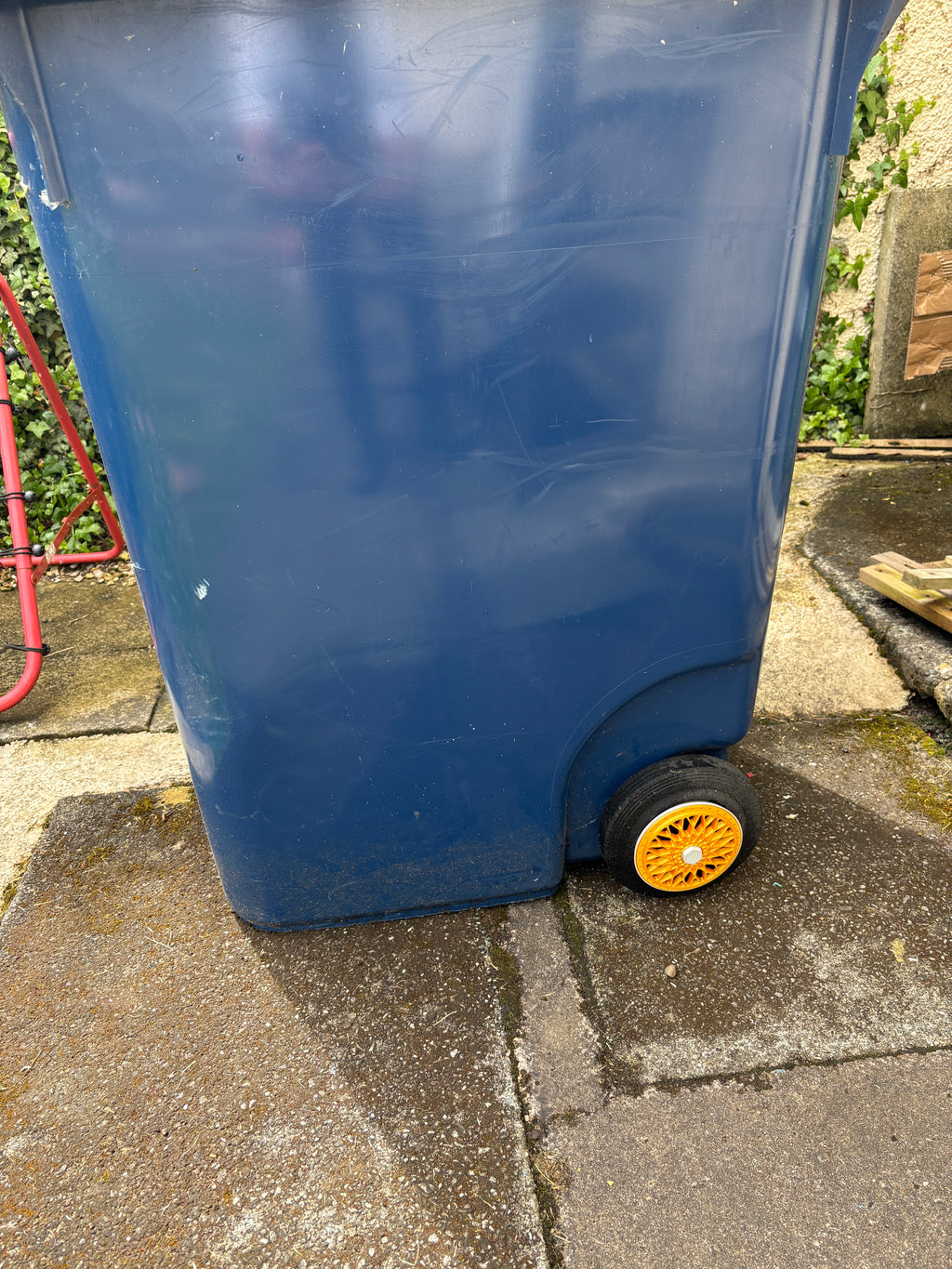 Wheelie Bin Alloy Wheels - Gold