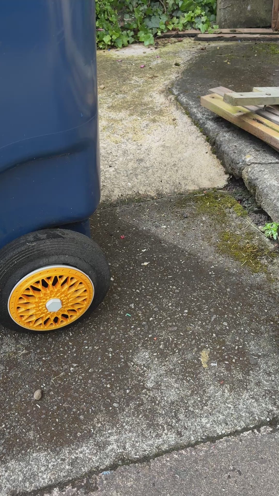 Wheelie Bin Alloy Wheels - Gold